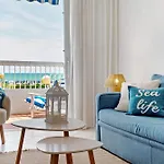 Apartment Relaxing Sea View Pool I Immobilux