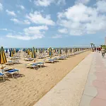 Relaxing Sea View Pool I Immobilux * Lido di Jesolo