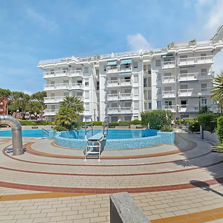 Apartment Relaxing Sea View Pool I Immobilux Lido di Jesolo